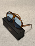 عینک Gucci فریم عسلی شیشه آبی